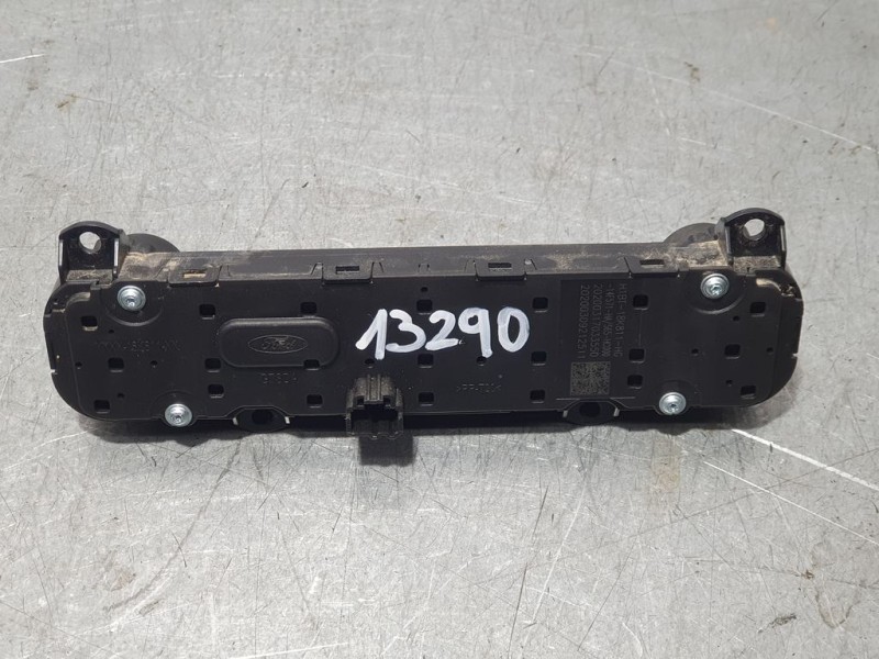 Recambio de mando radio para ford fiesta (ce1) titanium referencia OEM IAM H1BT18K811HG  