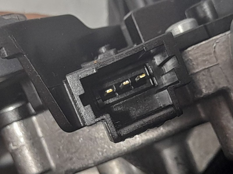 Recambio de motor limpia trasero para renault talisman grandtour life referencia OEM IAM 287109757R 0390205014 BOSCH