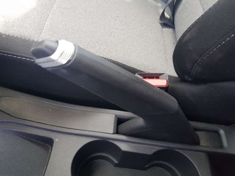 Recambio de palanca freno de mano para mitsubishi colt 100t motion referencia OEM IAM MQ006637  