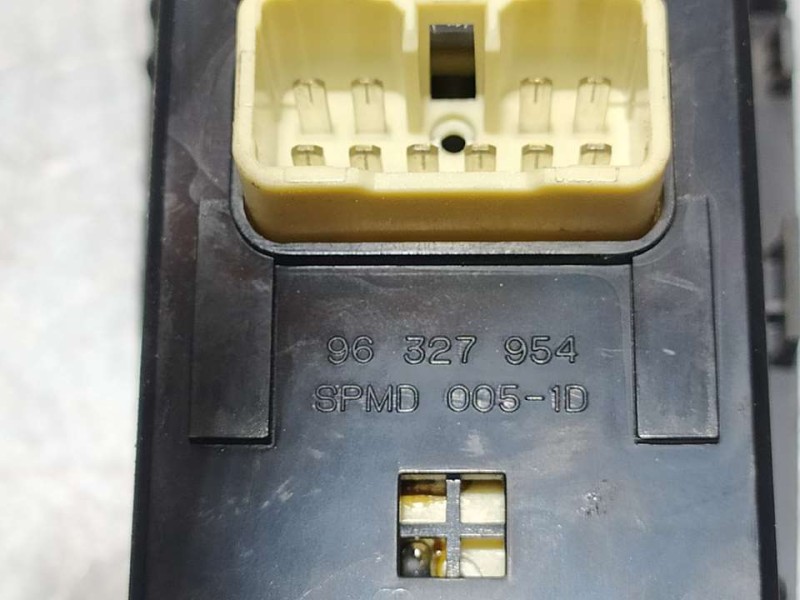 Recambio de mando elevalunas delantero izquierdo para chevrolet epica lt referencia OEM IAM 96327954  