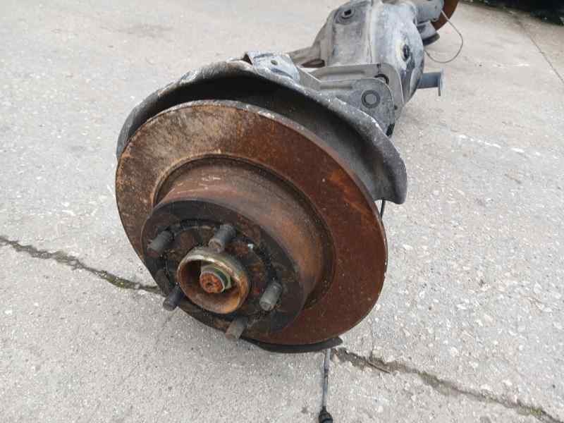 Recambio de puente trasero para land rover discovery (lt) serie ii referencia OEM IAM TVK100520 COMPLETO CON PALIERES Y GRUPO XH