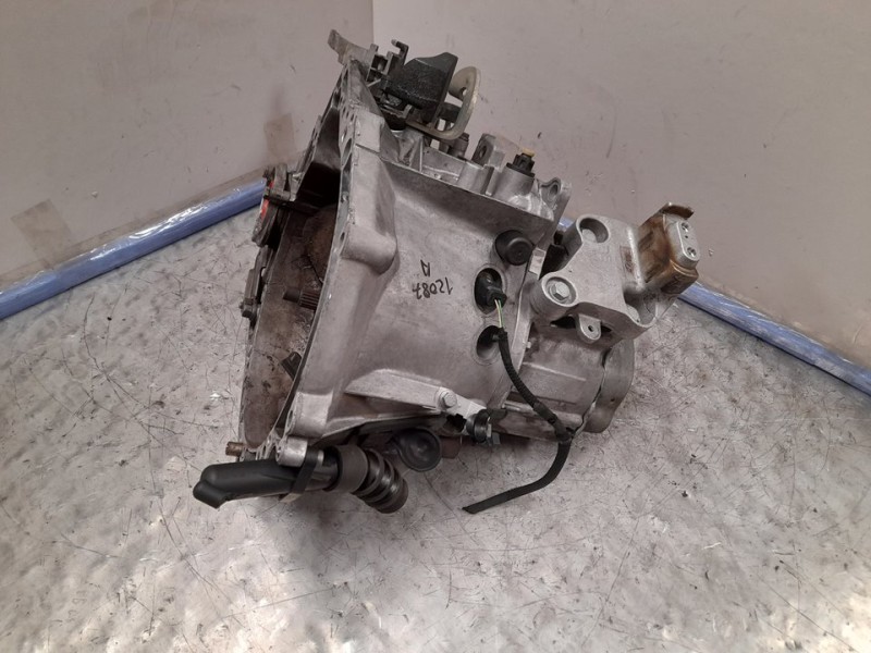 Recambio de caja cambios para peugeot 308 sw access referencia OEM IAM 20ET04 3382732 5VELOCIDADES