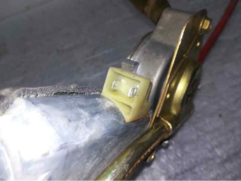 Recambio de elevalunas trasero izquierdo para nissan almera (n15) referencia OEM IAM SIN REF. 2 PINS ELECTRICO 