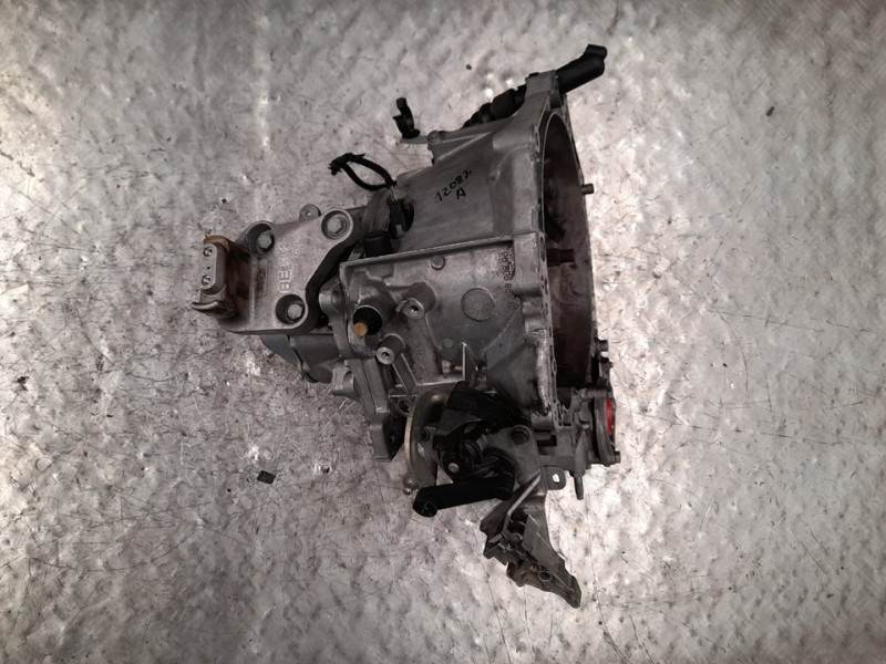 Recambio de caja cambios para peugeot 308 sw access referencia OEM IAM 20ET04 3382732 5VELOCIDADES