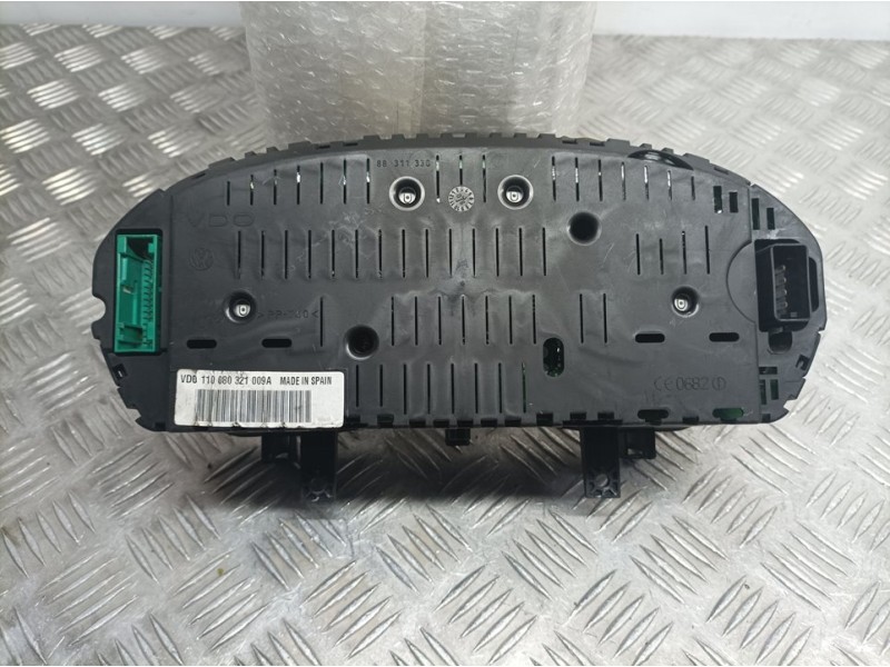 Recambio de cuadro instrumentos para volkswagen polo (9n3) advance referencia OEM IAM 6Q0920823E 110080321009A VDO