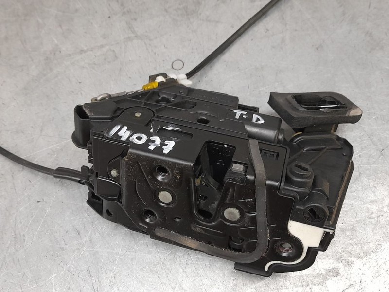 Recambio de cerradura puerta trasera derecha para volkswagen golf vii lim. advance bluemotion referencia OEM IAM 5K4839016Q  7 P