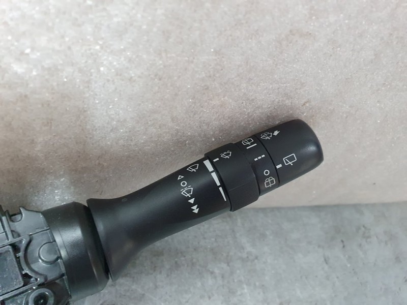 Recambio de mando luces y limpia para toyota auris active referencia OEM IAM 17F609  