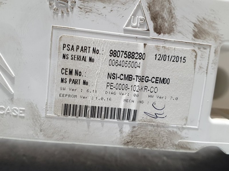 Recambio de cuadro instrumentos para peugeot 308 sw access referencia OEM IAM 9807588280  