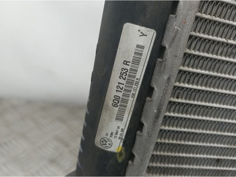 Recambio de radiador agua para volkswagen polo (9n3) advance referencia OEM IAM 6Q0121253E  