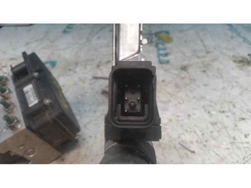 Recambio de elevalunas delantero izquierdo para opel corsa c cosmo referencia OEM IAM  6 PIN ELECTRICO