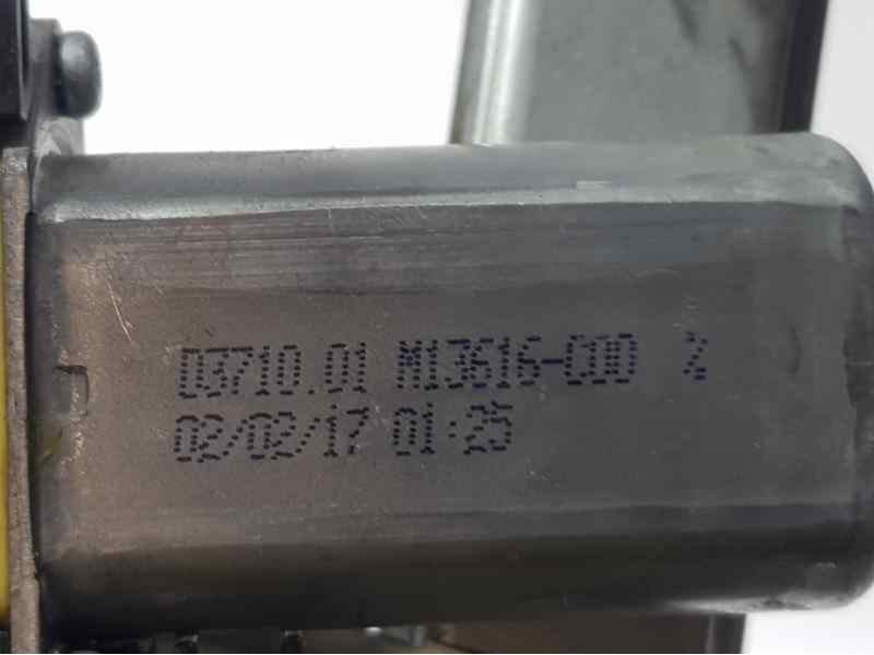 Recambio de elevalunas delantero derecho para dacia sandero sl trotamundos referencia OEM IAM D371001M13616C00  ELECTRICO 2 PINS