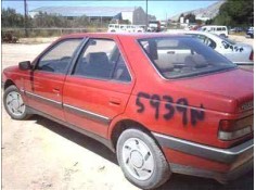 PEUGEOT 405 BERLINA