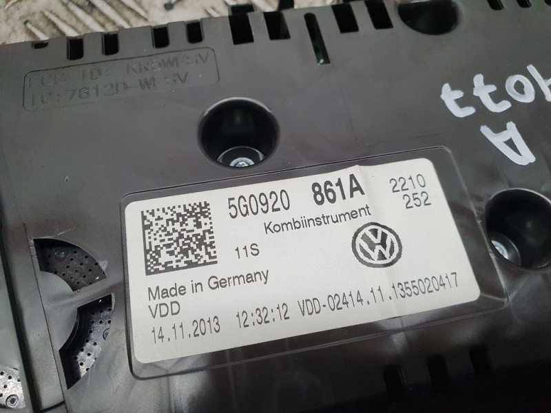 Recambio de cuadro instrumentos para volkswagen golf vii lim. advance bluemotion referencia OEM IAM 5G0920 1355020417 