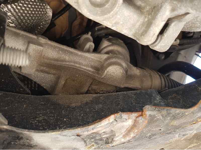 Recambio de cremallera direccion para dacia sandero essential referencia OEM IAM 490017750R  MECANICA AXIAL DERECHO TOCADO