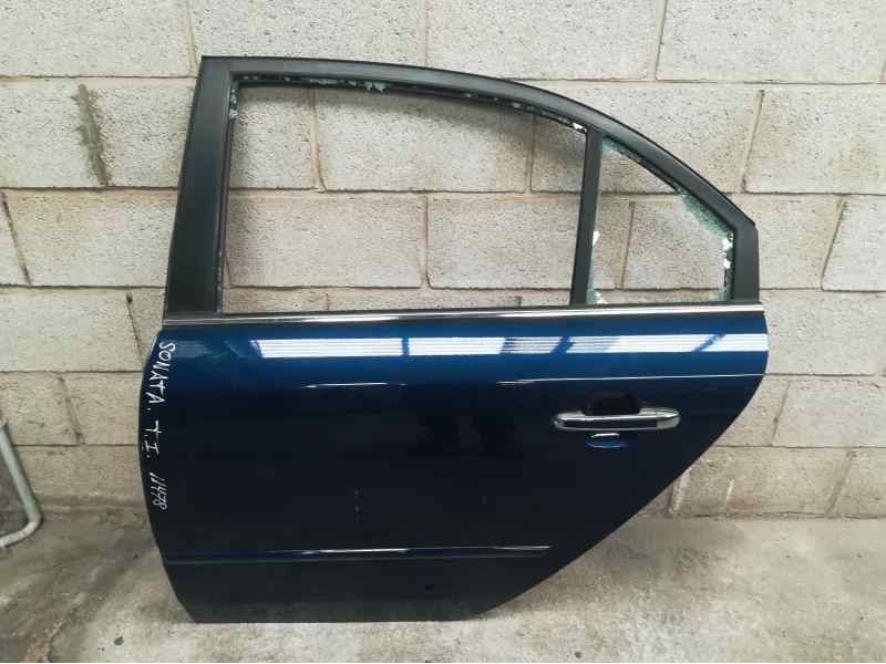 Recambio de puerta trasera izquierda para hyundai sonata (nf) 2.0 crdi comfort i referencia OEM IAM   CRISTAL Y CUSTODIA ROTA