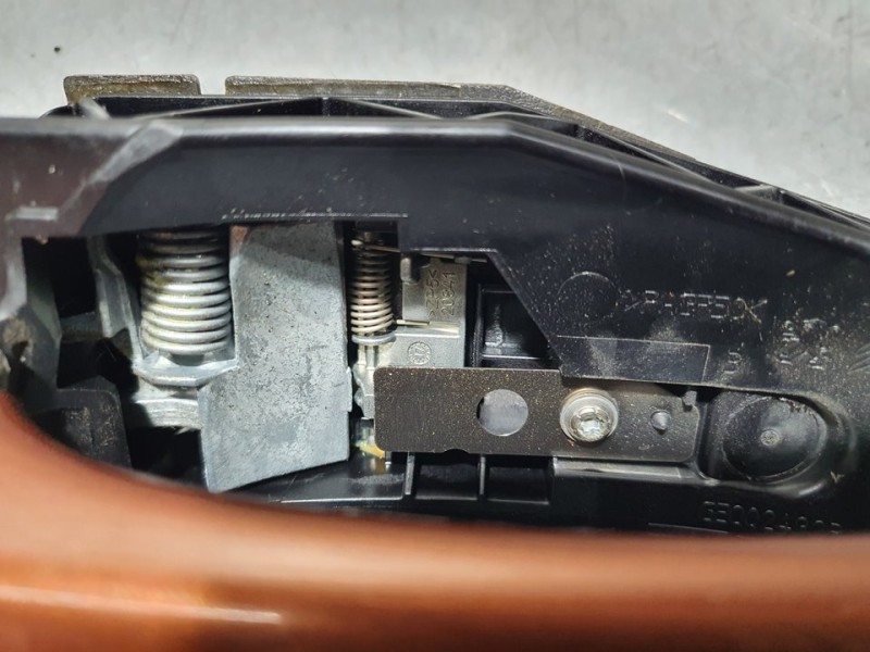 Recambio de maneta exterior trasera izquierda para peugeot 3008 gt line referencia OEM IAM GE0024923  