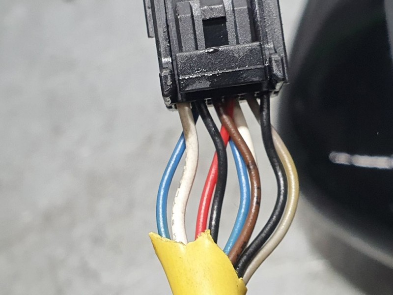 Recambio de retrovisor derecho para renault captur dynamique referencia OEM IAM 963016046R  ELECTRICO 9 CABLES ROZADO