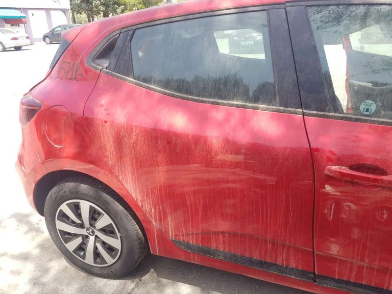 Recambio de puerta trasera derecha para mitsubishi colt 100t motion referencia OEM IAM MQ007417  TOCADA