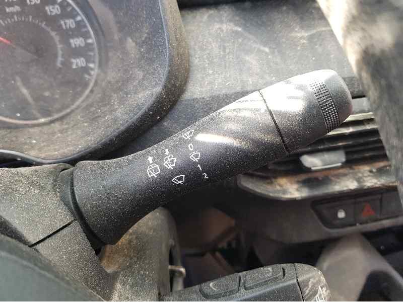 Recambio de mando luces y limpia para dacia sandero essential referencia OEM IAM 255671005R  