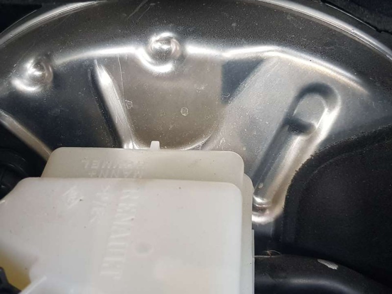 Recambio de servofreno para mitsubishi colt 100t motion referencia OEM IAM MQ001752  