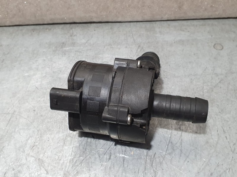 Recambio de bomba agua adicional para ford focus turnier active referencia OEM IAM JX618B552AB 0392023266S 