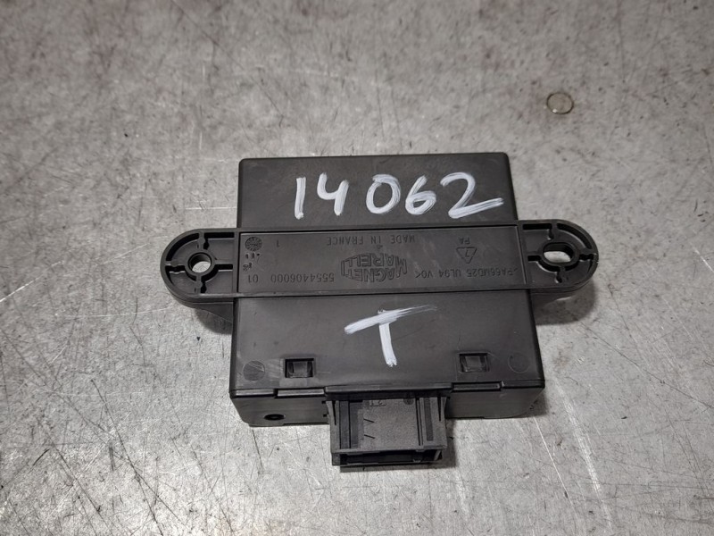 Recambio de modulo electronico para citroën c-zero high line referencia OEM IAM 9675674680  