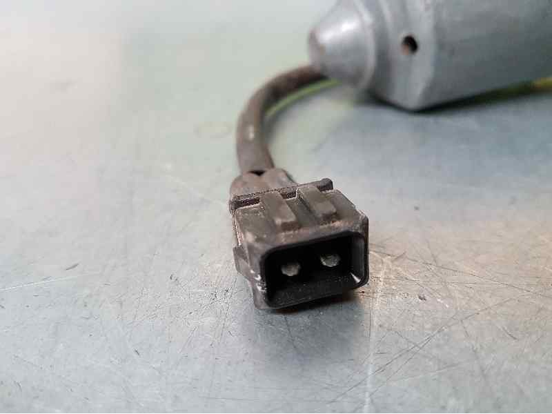 Recambio de elevalunas delantero derecho para volkswagen passat berlina (312) arriva referencia OEM IAM  2 PINS ELECTRICO