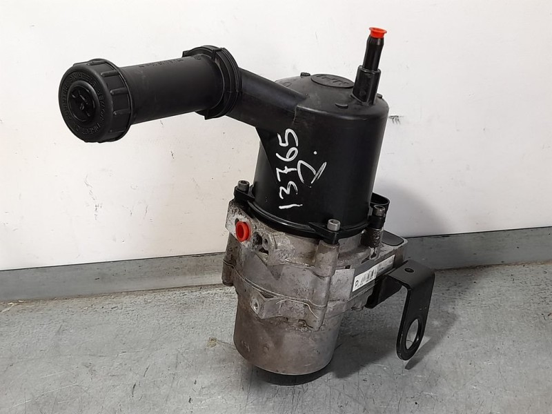 Recambio de bomba direccion electrica para citroën c4 berlina collection referencia OEM IAM 9686925480  
