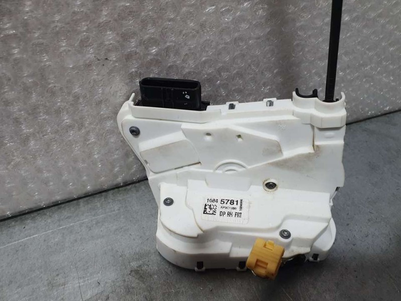 Recambio de cerradura puerta delantera derecha para mg zs 1.5 vti referencia OEM IAM 10845781 16896906 4 PINES