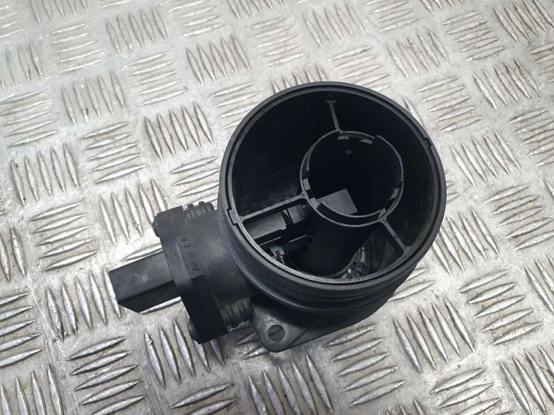 Recambio de caudalimetro para dodge avenger se referencia OEM IAM 05033320AA 0281002779 BOSCH