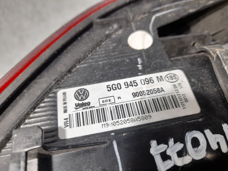 Recambio de piloto trasero derecho para volkswagen golf vii lim. advance bluemotion referencia OEM IAM 5G0945096M 90052058A EXTE