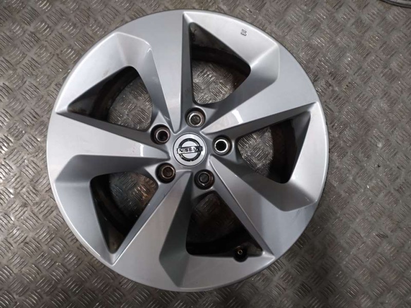 Recambio de juego llantas aluminio para nissan qashqai (j11) acenta referencia OEM IAM 7X17 5 TORN ET 40 ALUMINIO 
