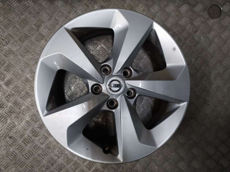 Recambio de juego llantas aluminio para nissan qashqai (j11) acenta referencia OEM IAM 7X17 5 TORN ET 40 ALUMINIO 