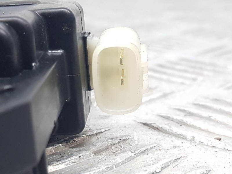 Recambio de elevalunas trasero izquierdo para suzuki swift v (az) 1.0 shvs (a2l310) referencia OEM IAM 8356061M00 2 PINS 