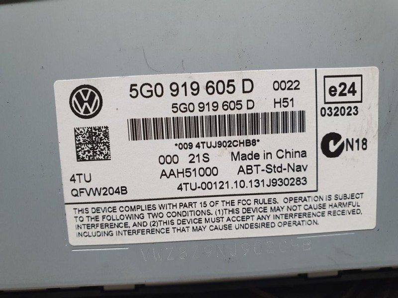 Recambio de sistema navegacion gps para volkswagen golf vii lim. advance bluemotion referencia OEM IAM 5G0919605D AAH51000 