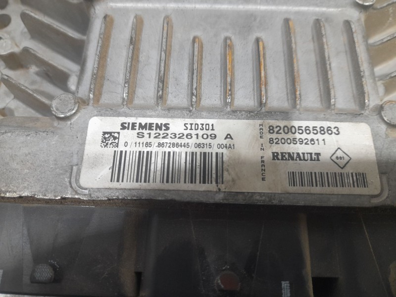 Recambio de centralita motor uce para renault scénic ii (jm0/1_) 1.5 dci (jm1e, jm16) referencia OEM IAM 8200565863  