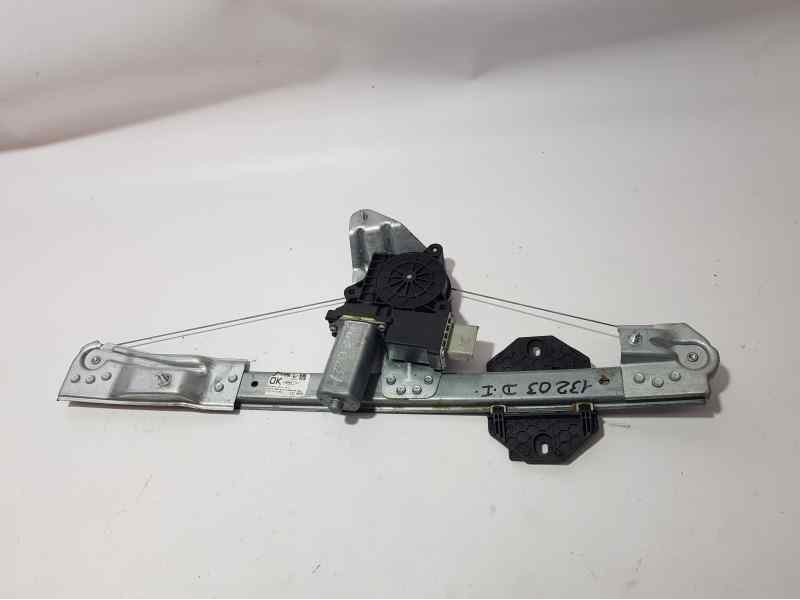 Recambio de elevalunas delantero izquierdo para dacia sandero stepway referencia OEM IAM 807211440R 275620 ELECTRICO 6 PINS MAGN