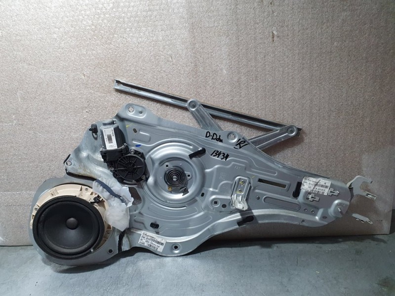 Recambio de elevalunas delantero derecho para kia sportage concept 4x2 referencia OEM IAM 824803U120  ELECTRICO 2 PINES