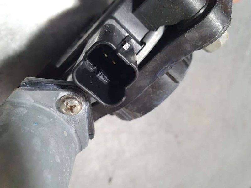 Recambio de elevalunas delantero derecho para mg zs 1.5 vti referencia OEM IAM 11532532  ELECTRICO 2 PINES