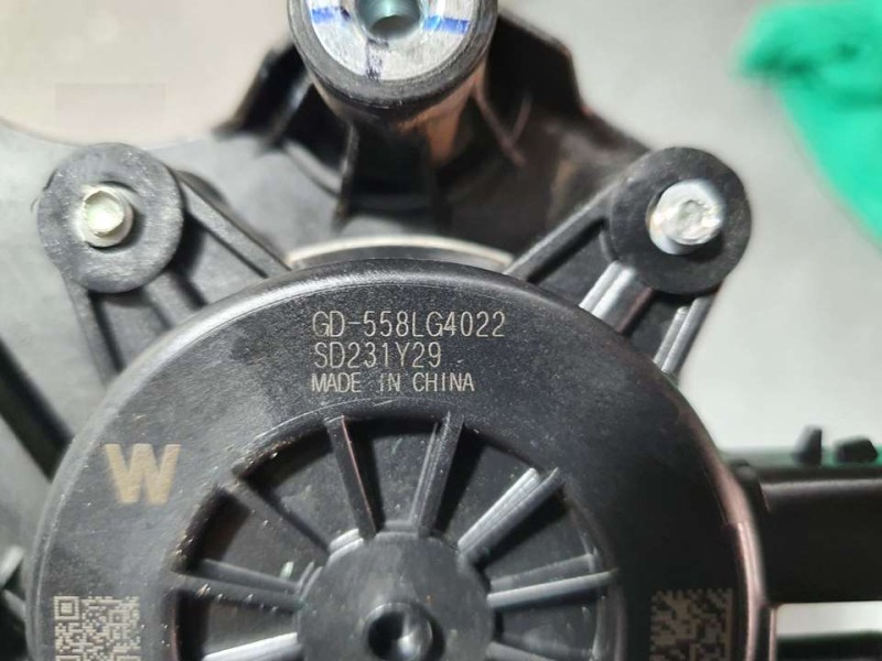 Recambio de elevalunas delantero derecho para mg zs 1.5 vti referencia OEM IAM 11532532  ELECTRICO 2 PINES