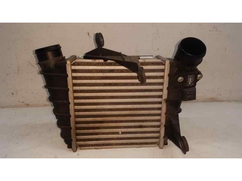 Recambio de intercooler para volkswagen polo (9n3) advance referencia OEM IAM 862403N 6Q0145804A VALEO