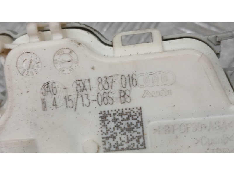 Recambio de cerradura puerta delantera derecha para audi a1 sportback (8xa, 8xf) 1.6 tdi referencia OEM IAM 8X1837016  