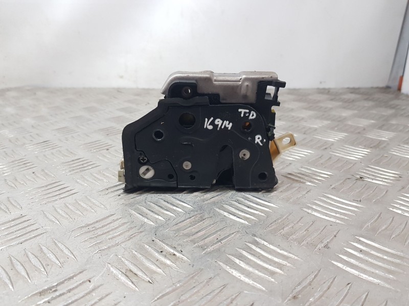 Recambio de cerradura puerta trasera derecha para audi a1 sportback (8xa, 8xf) 1.6 tdi referencia OEM IAM 8X0839016C  6 PINS