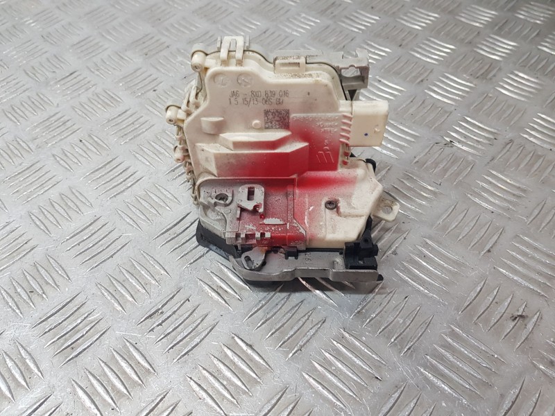Recambio de cerradura puerta trasera derecha para audi a1 sportback (8xa, 8xf) 1.6 tdi referencia OEM IAM 8X0839016C  6 PINS