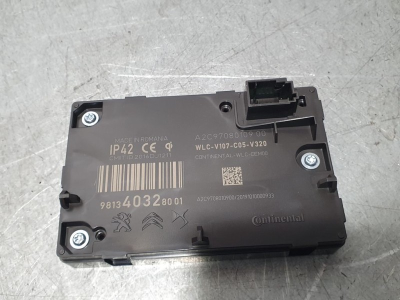 Recambio de cargador inductivo para peugeot 208 (p2) active referencia OEM IAM 981340328001 A2C9708010900 CONTINENTAL