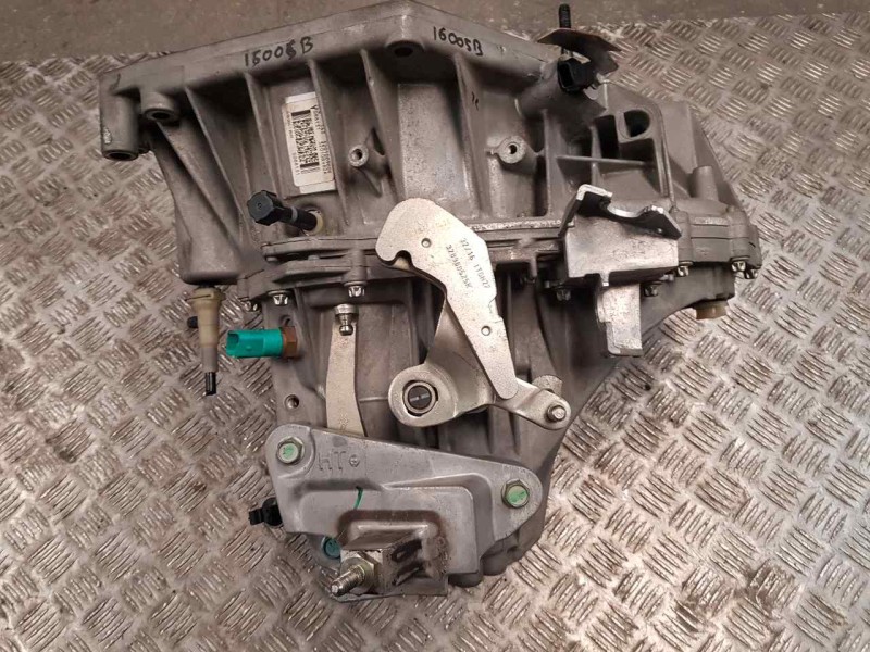 Recambio de caja cambios para nissan juke (f15) acenta referencia OEM IAM TL4143 S088131 6VELOCIDADES