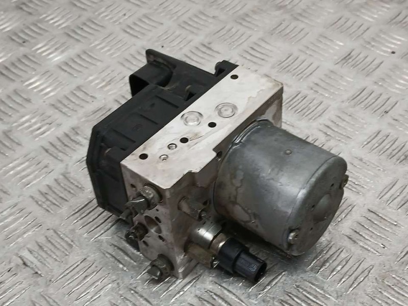 Recambio de abs para toyota corolla verso (r1) 1.8 luna referencia OEM IAM 440540F010 0265225284 BOSCH