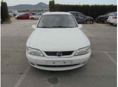 OPEL VECTRA B BERLINA