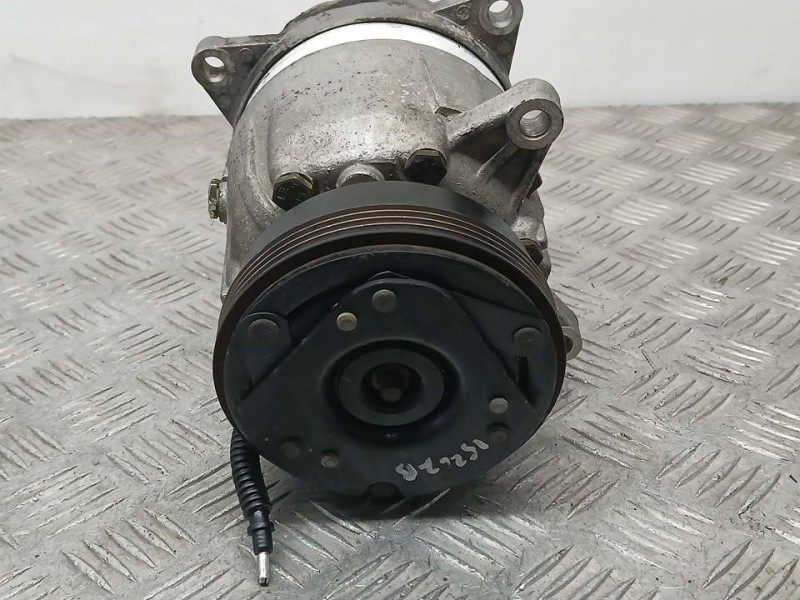 Recambio de compresor aire acondicionado para renault megane i berlina hatchback (ba0) 1.6e rn referencia OEM IAM 6560470  