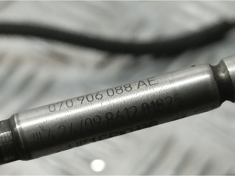 Recambio de sensor para volkswagen t5 transporter/furgoneta combi 4motion (batalla larga) referencia OEM IAM 070906088AE  